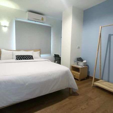 Tidjai Bangkok Hostel Экстерьер фото