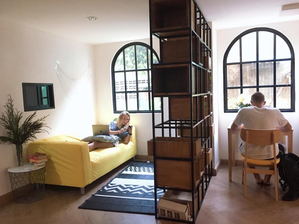 Tidjai Bangkok Hostel Экстерьер фото
