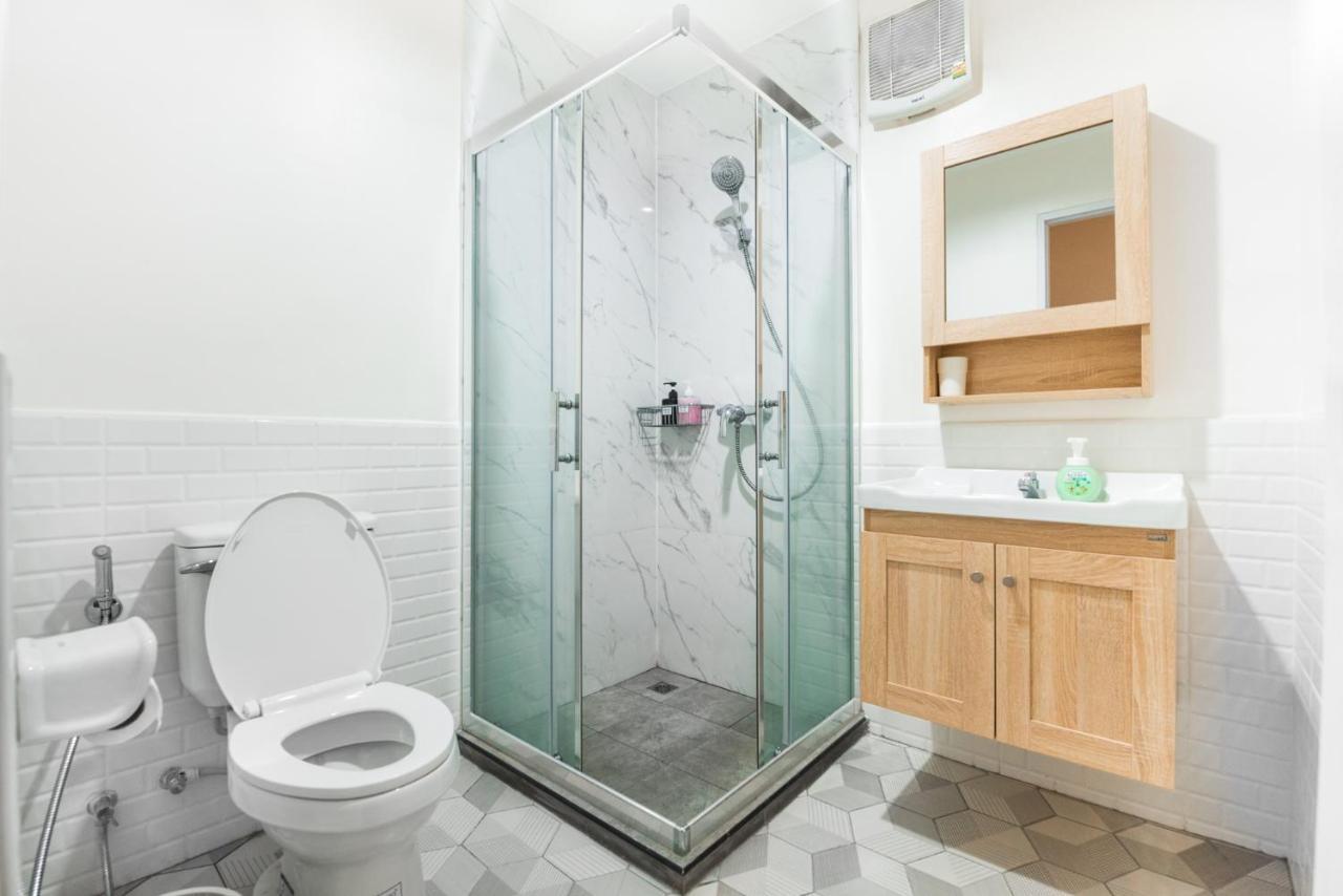 Tidjai Bangkok Hostel Экстерьер фото