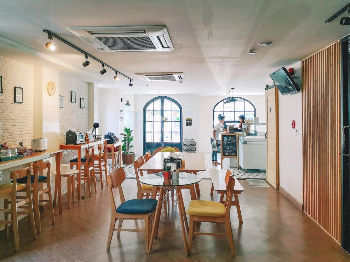 Tidjai Bangkok Hostel Экстерьер фото
